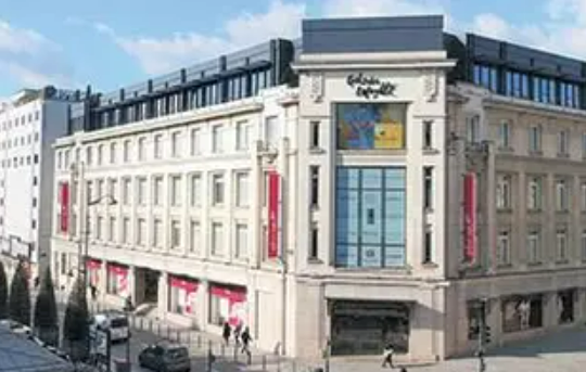Lire la suite à propos de l’article Visite guidée exceptionnelle de l&rsquo;immeuble des Galeries Lafayette